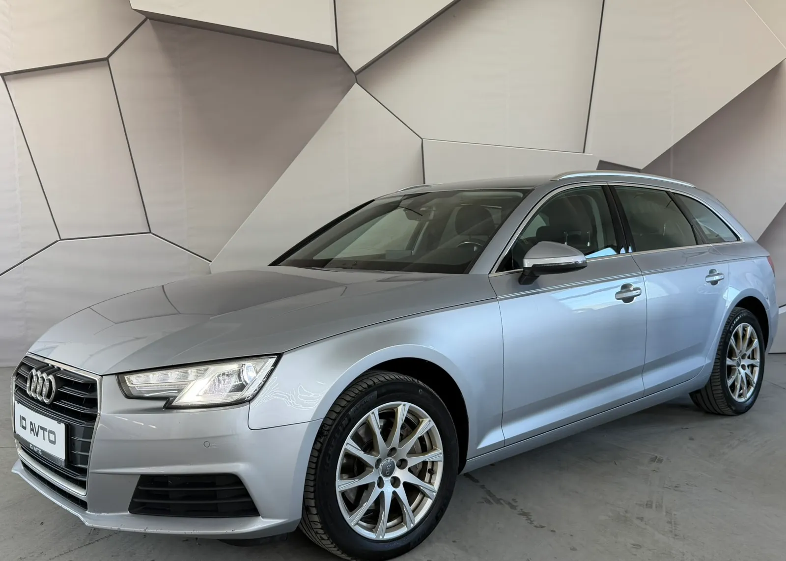 Zunanja slika - Audi A4 - Avant 2,0 TDI Sport S tronic - 2