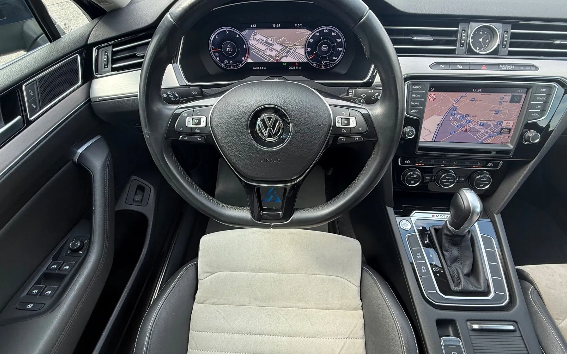 Zunanja slika - VW Passat - 2.0 TDI 4MOT avt. R-line-Virtual-Matrix-Kamera-F1 - 11