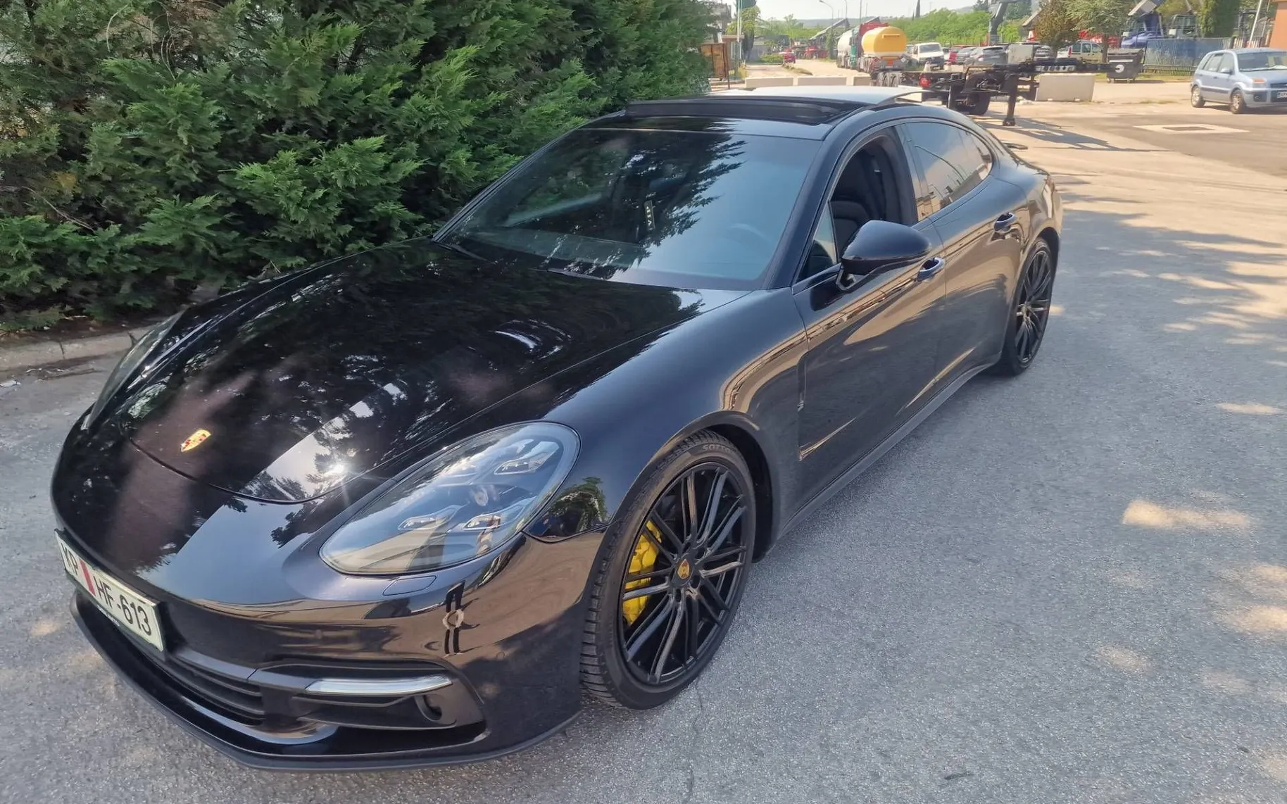 Notranja slika - Porsche Panamera - 3.0 V6 4WD PANORAMA-SOFT-21COL-BOSE - 12