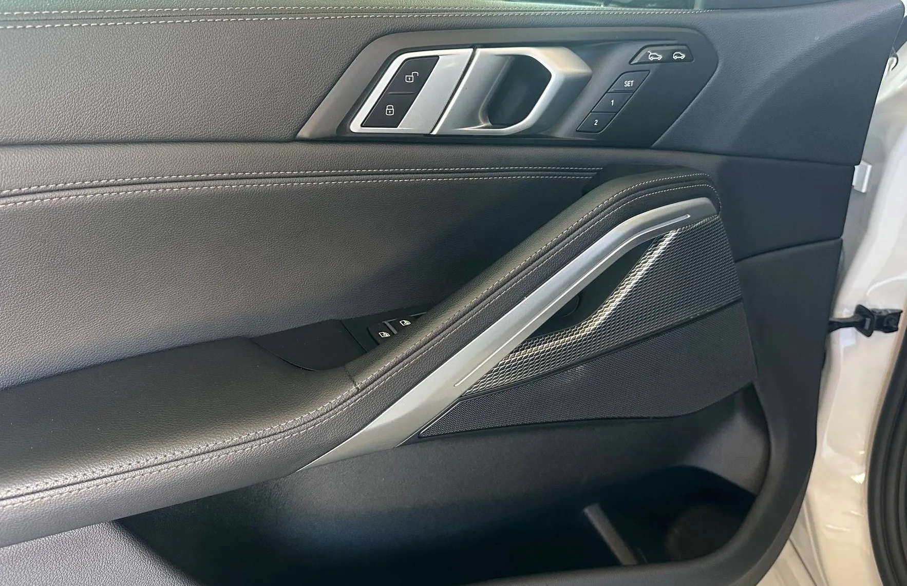 Zunanja slika - BMW X6 - serija : xDrive30d M PAKET ADAPTIVNO NAVI PDC 360KAMERA T.. - 12