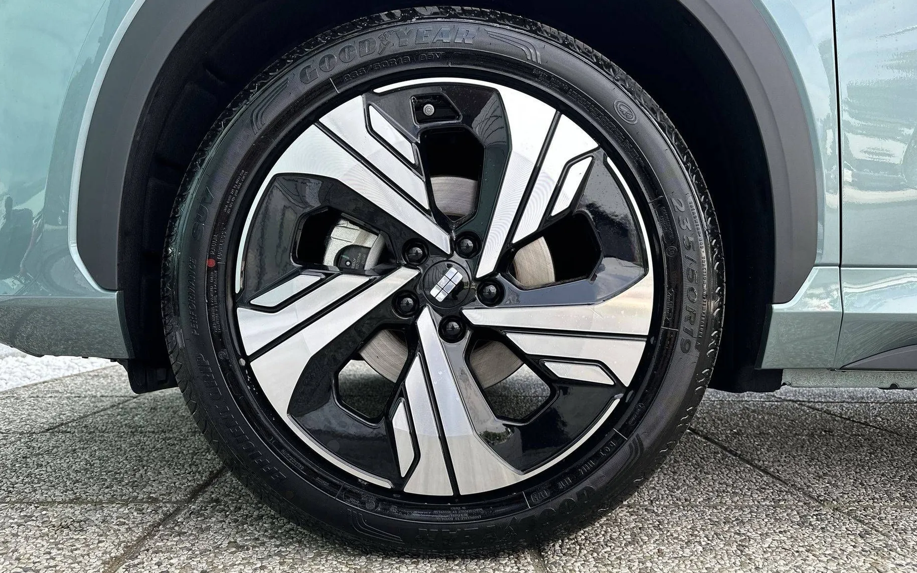 Zunanja slika - Geely EX5 - MAX - 9