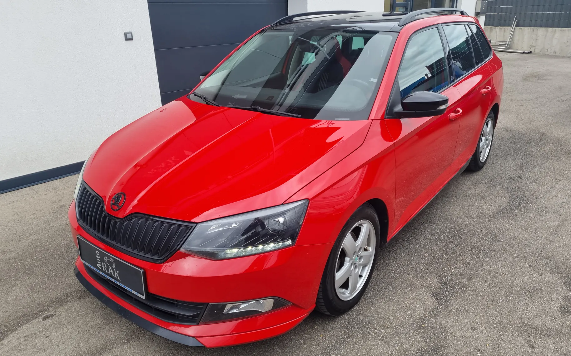 Zunanja slika - Škoda Fabia - 1.0 TSI Monte Carlo  PANORAMA - 2