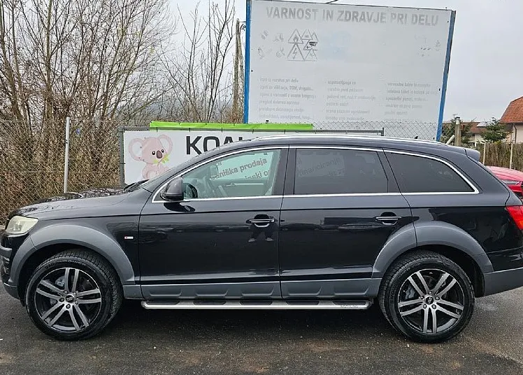 Zunanja slika - Audi Q7 - 3.0 TDI QUATTRO TIPTRONIC S-LINE XENON-KAMERA-SLO - 7