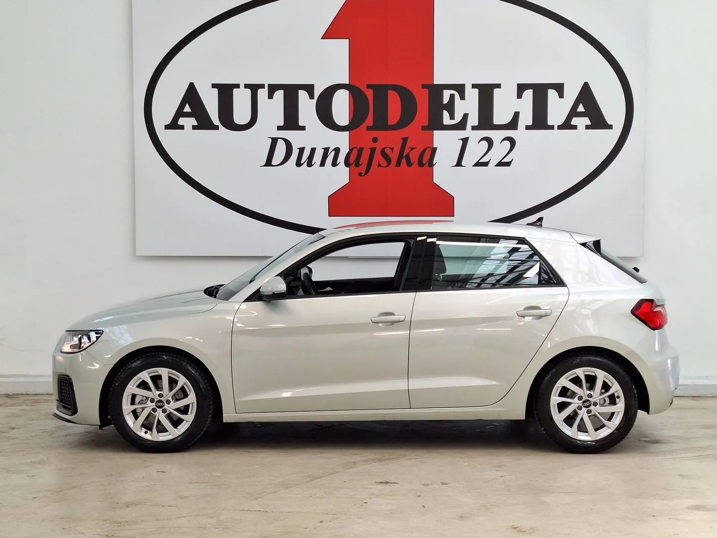 Zunanja slika - Audi A1 - Sportback 1.0 TFSI - 3