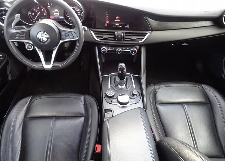 Zunanja slika - Alfa Romeo Giulia - 2.2 JTDm 180HP AUTOMATIC- SLOVENSKA -VSI SERVISI - 7