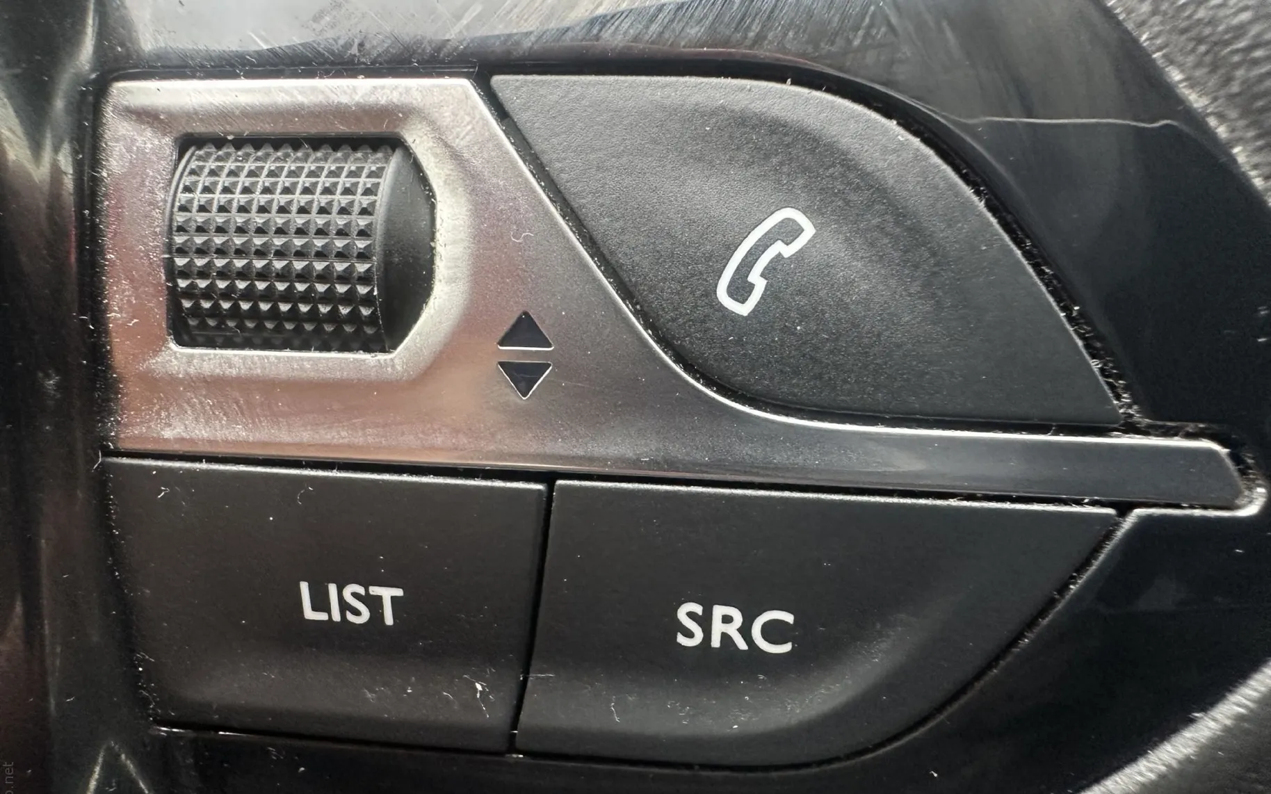 Zunanja slika - Peugeot 3008 - 1.5 BlueHDi 130 EAT8 Active.KAMERA.NAVI.ALU.2022 - 9