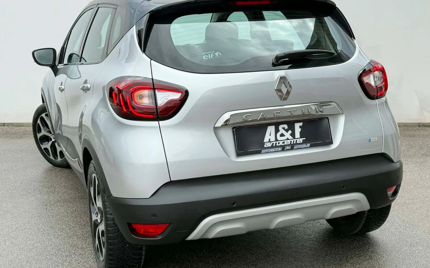Zunanja slika - Renault Captur - TCe 90-LED-NAVI-110.000km-LIZING ZA TUJCE-KEYLES-. - 7