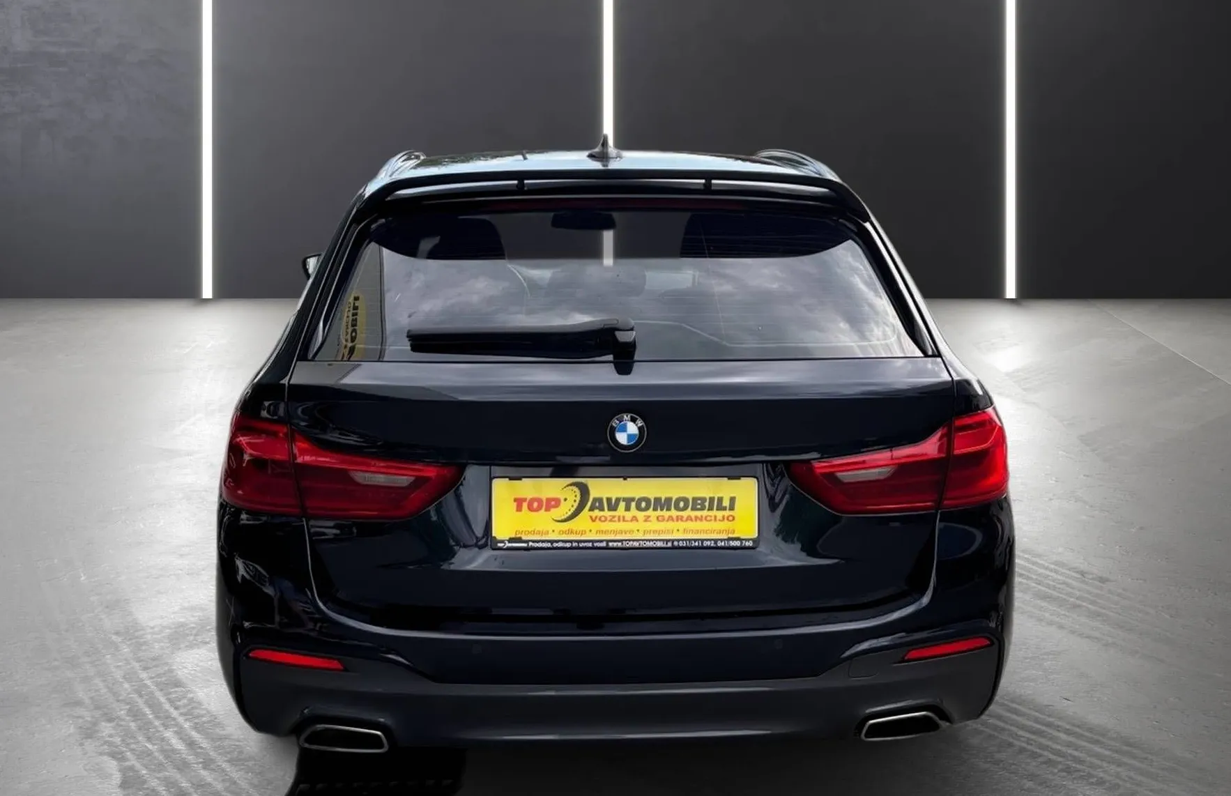Zunanja slika - BMW Serija 5 - Touring: 520d M-PAKET FUL LED NAVI TEMP PANO PDC KLJUKA - 7