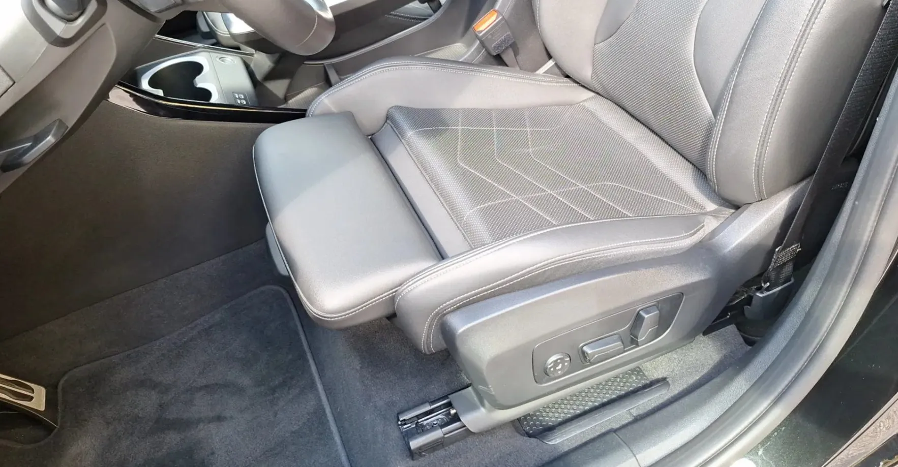 Zunanja slika - BMW X1 - serija :  sDrive20i Avt. M-Sport - 15