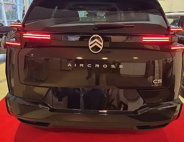 Zunanja slika - Citroën C5 Aircross - PLUS Hibrid 145 avtomatik 107kW - 4