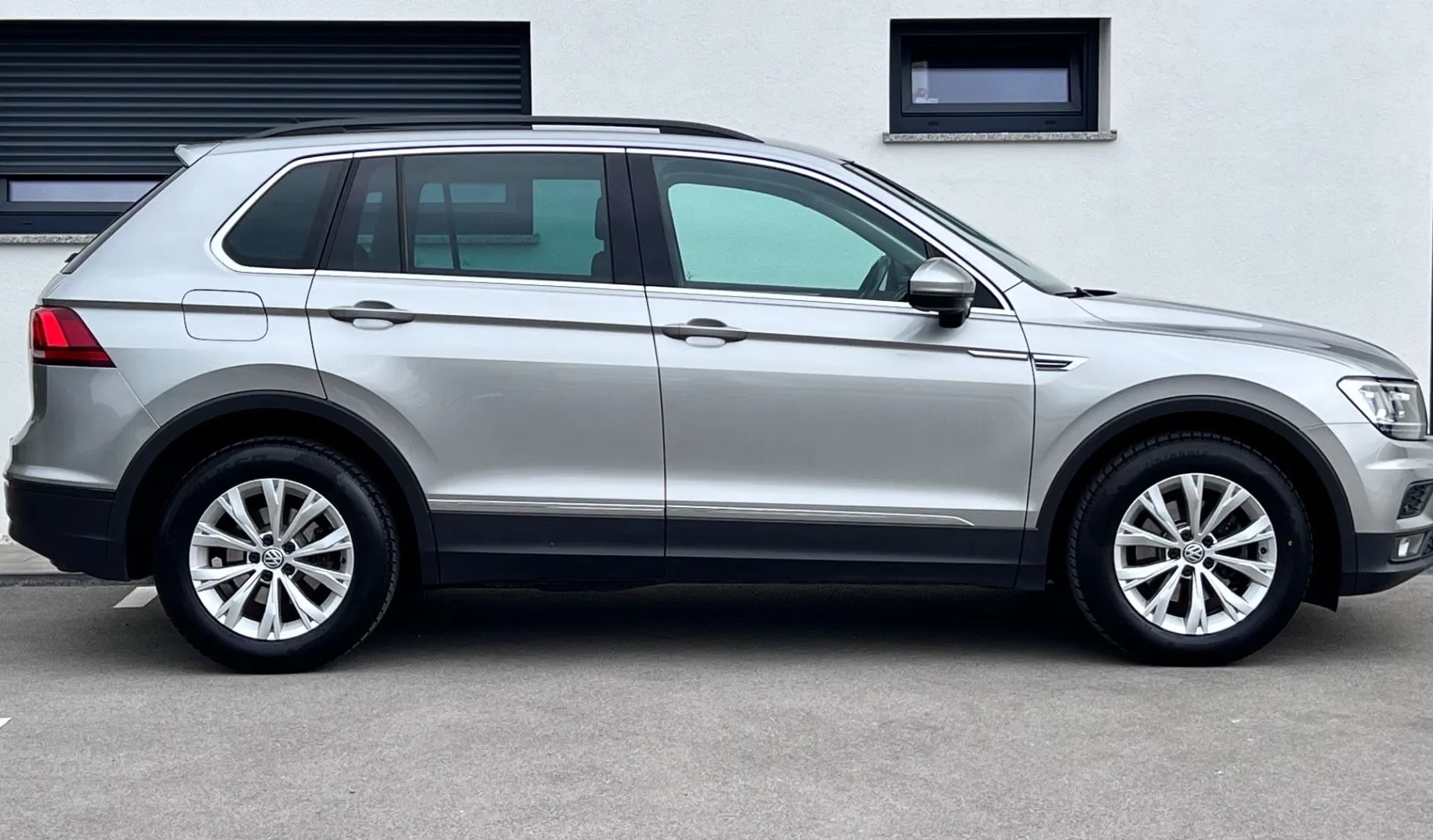 Zunanja slika - Volkswagen Tiguan - 1.4 TSI+1.LAST+SLO+LED+ACC+R.KAMERA - 5