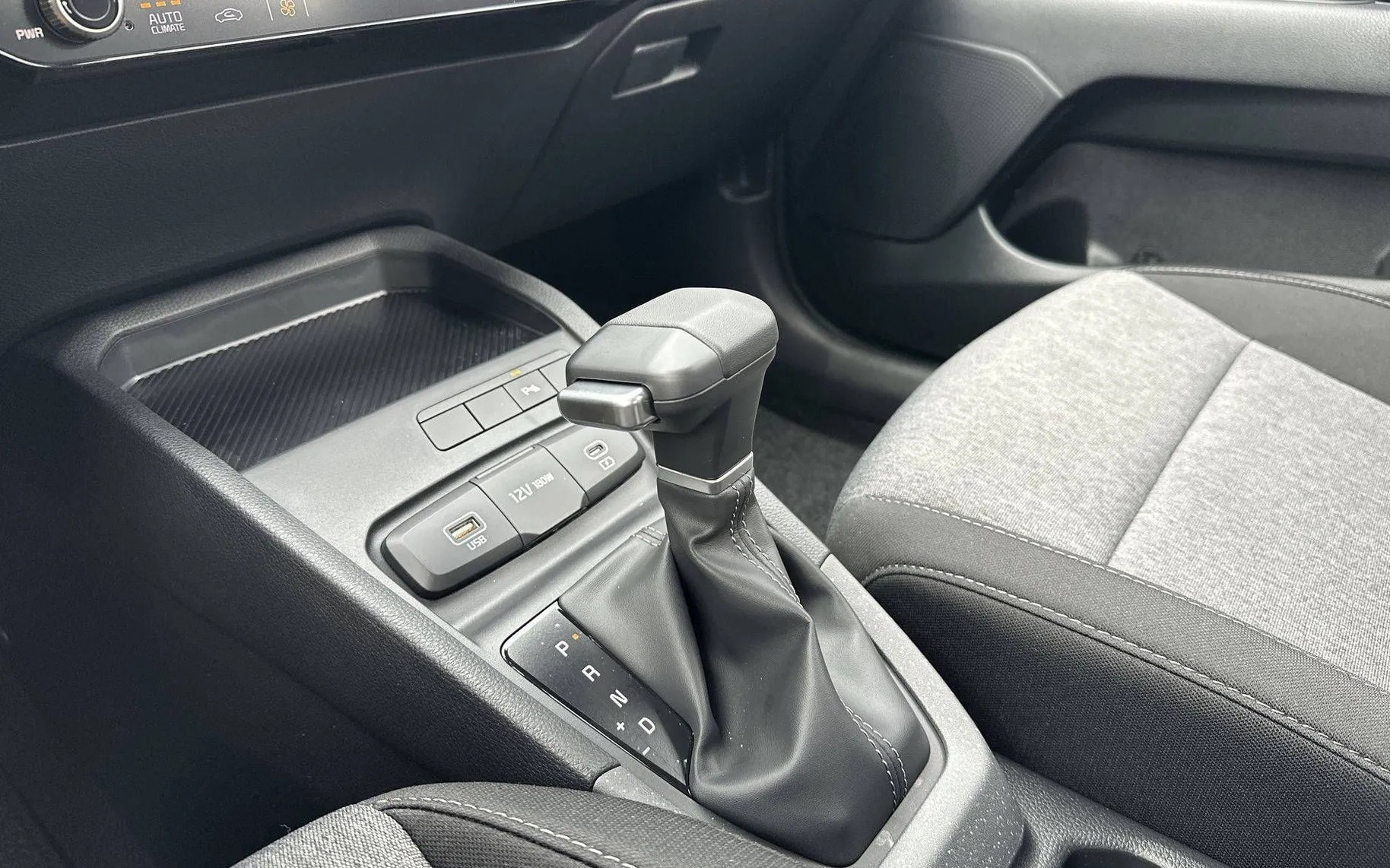 Zunanja slika - KIA Stonic - 1.0 T-GDi LX Life DCT - 18