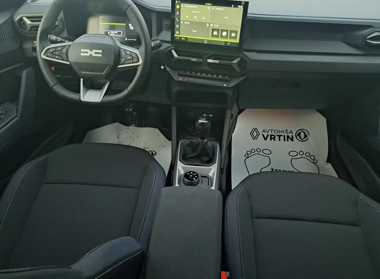 Zunanja slika - Dacia Duster - mild hybrid 130 4x4 Journey - 19