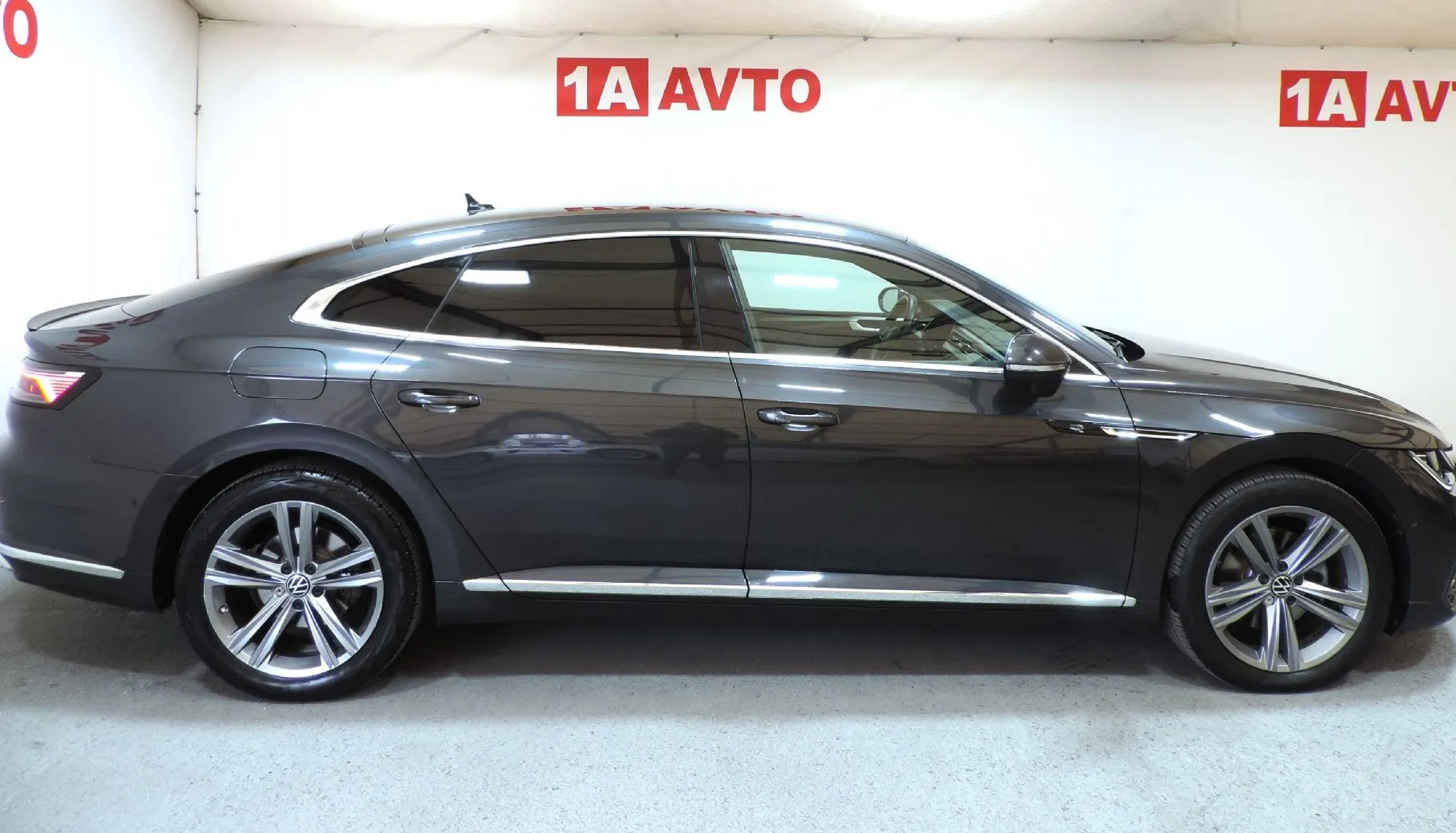 Zunanja slika - VW Arteon - 1.4 TSI eHybrid avt.160kW R-Line PRIKLJUČNI HYBRID - 4