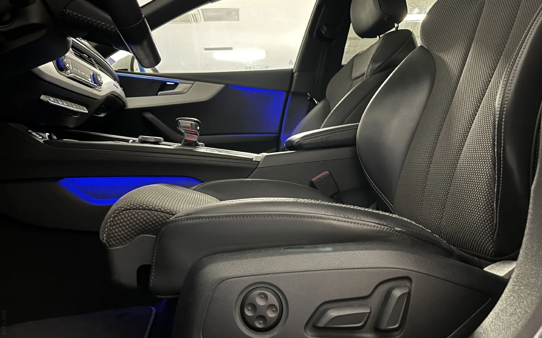 Notranja slika - Audi A5 Sportback - 50 TDI|S-line|Q|Temp.|Pano|Kamera|HUD|Memory... - 9