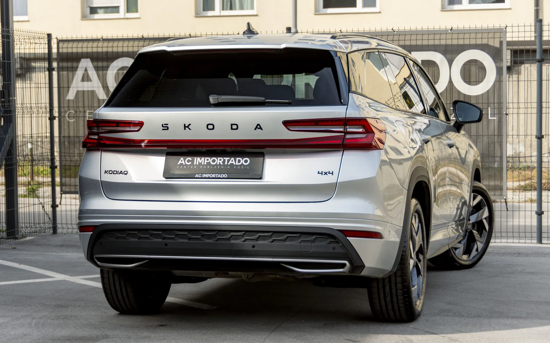 Zunanja slika - Škoda Kodiaq - 2.0 TDI 4x4 DSG Sportline-7SED-ACC-360-HUD - 4