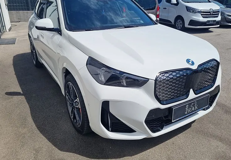 Zunanja slika - BMW iX1 - xDrive30 MSPORT PRO SLO..TOV.GARANCIJA. SUBVENCIJA - 4