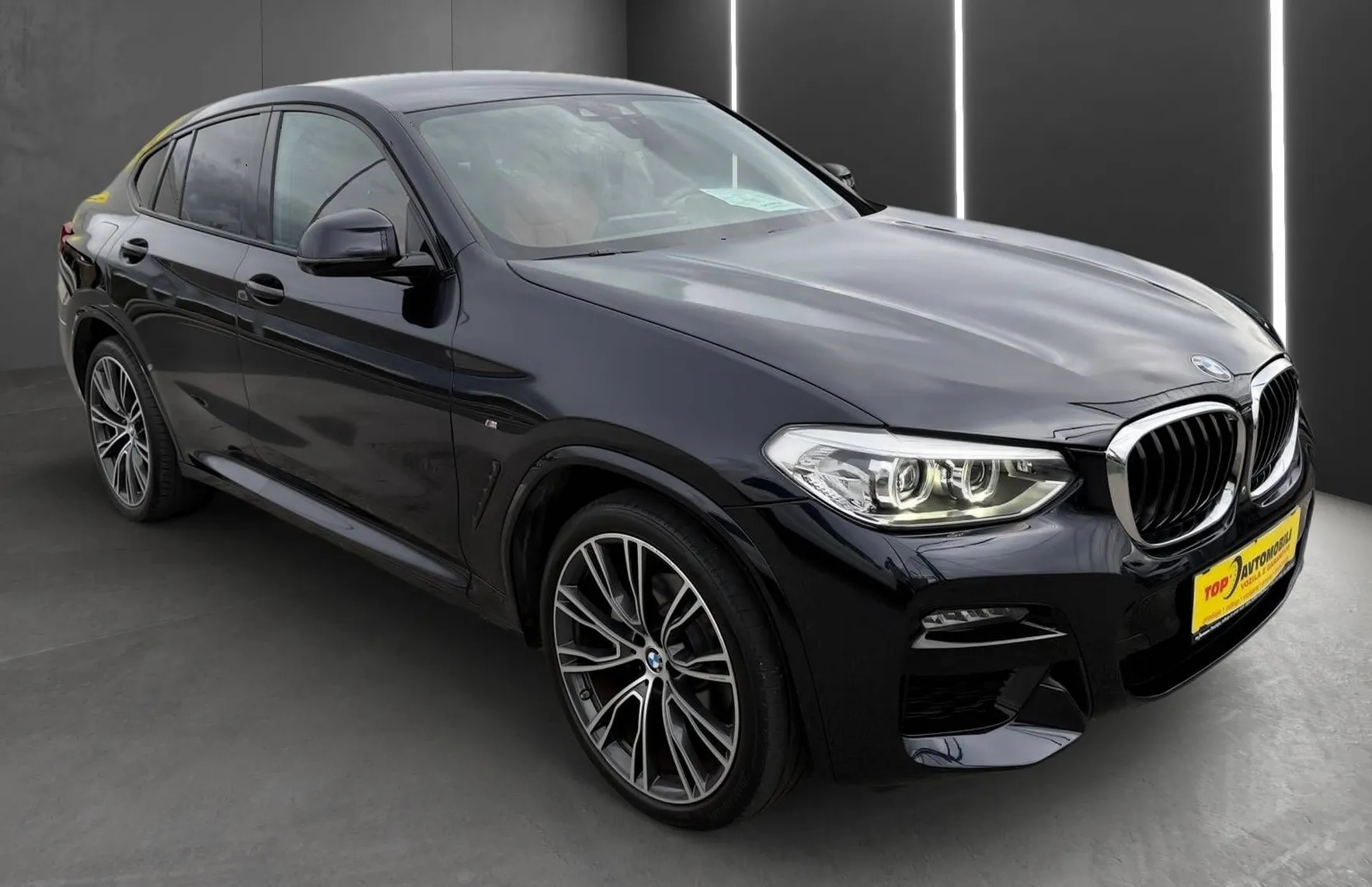 Zunanja slika - BMW X4 - serija : xDrive30d M PAKET FULL LED NAVI PDC USNJE - 8