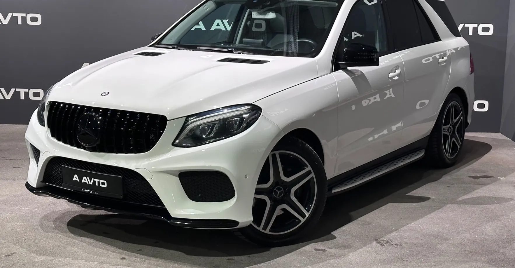 Zunanja slika - Mercedes-Benz GLE-Razred - GLE 250 d 4MATIC Avt. AMG-AIRMATIC-PANORAMA-KAMERA - 1
