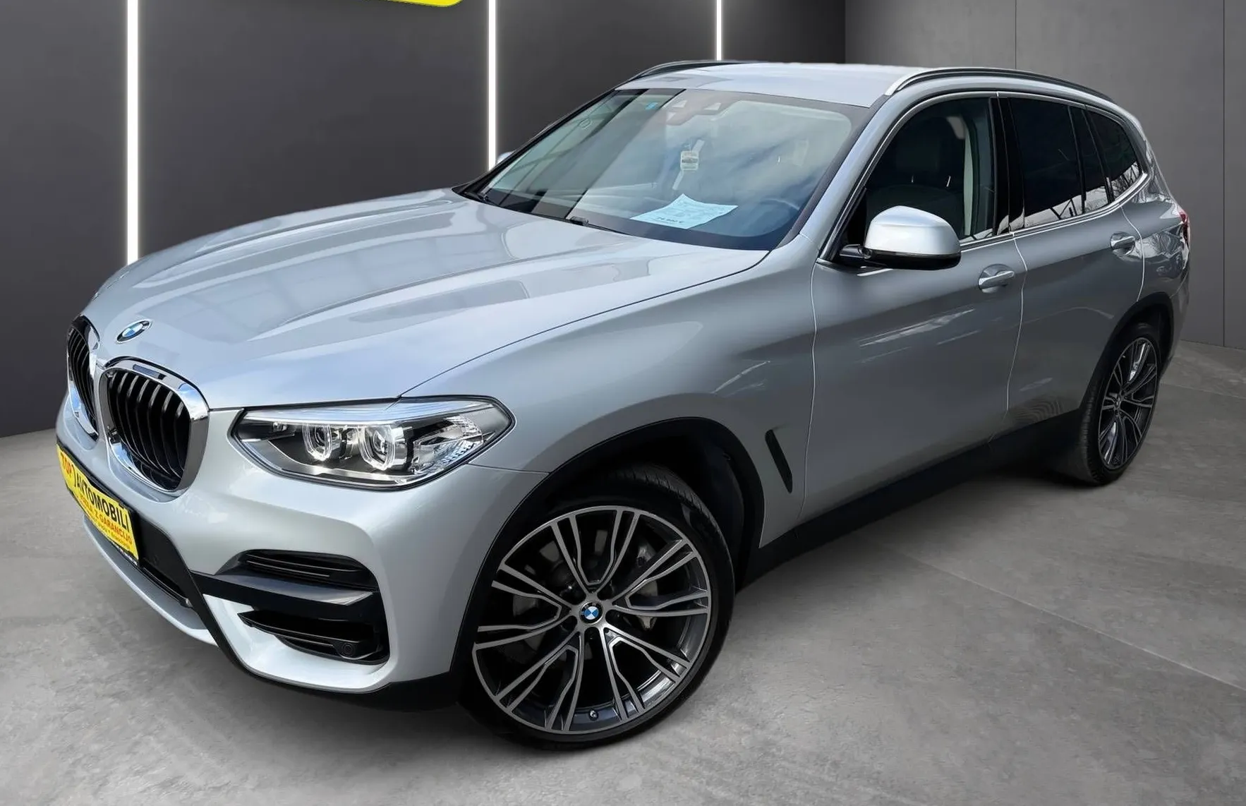 Zunanja slika - BMW X3 - serija : xDrive 20d FULL LED NAVIGACIJA TEMPOMAT PDC TOP - 2