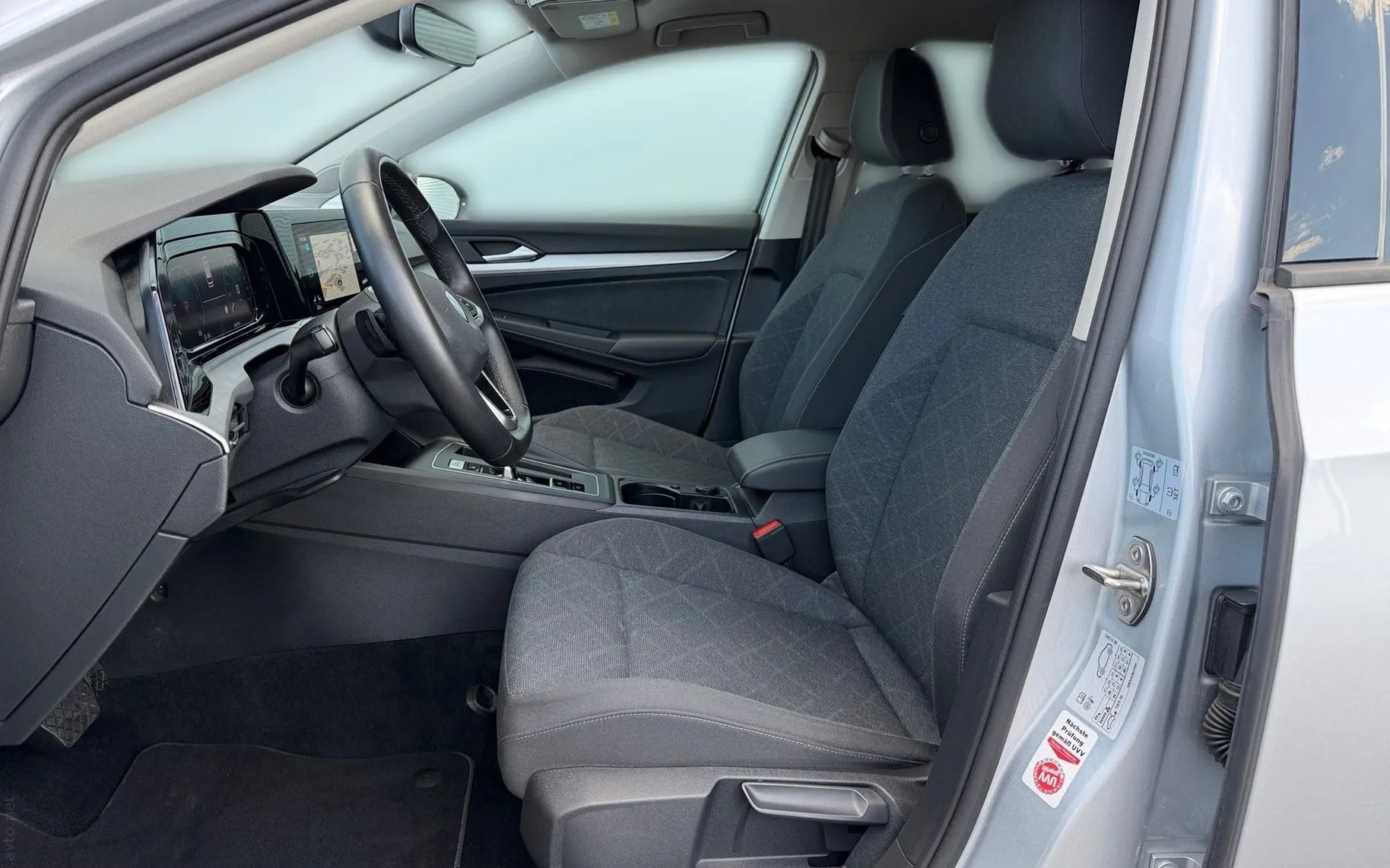 Notranja slika - Volkswagen Golf Variant - 2.0 TDI BMT Life DSG-LED-ACC-PDC-NAVI-Ogr.sedeža.. - 7