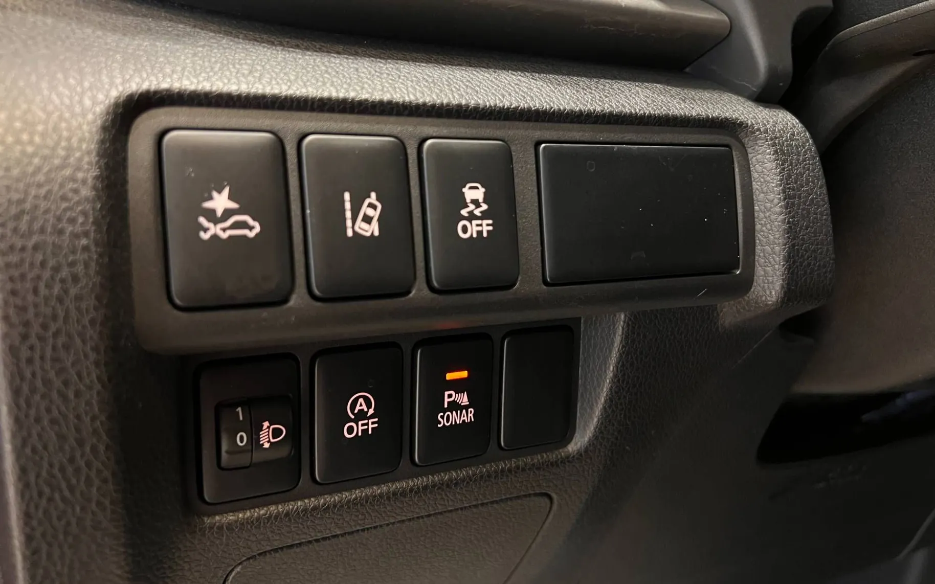 Zunanja slika - Mitsubishi Eclipse Cross - 1.5-LED-KAM360-MRTVI-KOTI-ASSIST-LINE-ASS-KEYLESS. - 18
