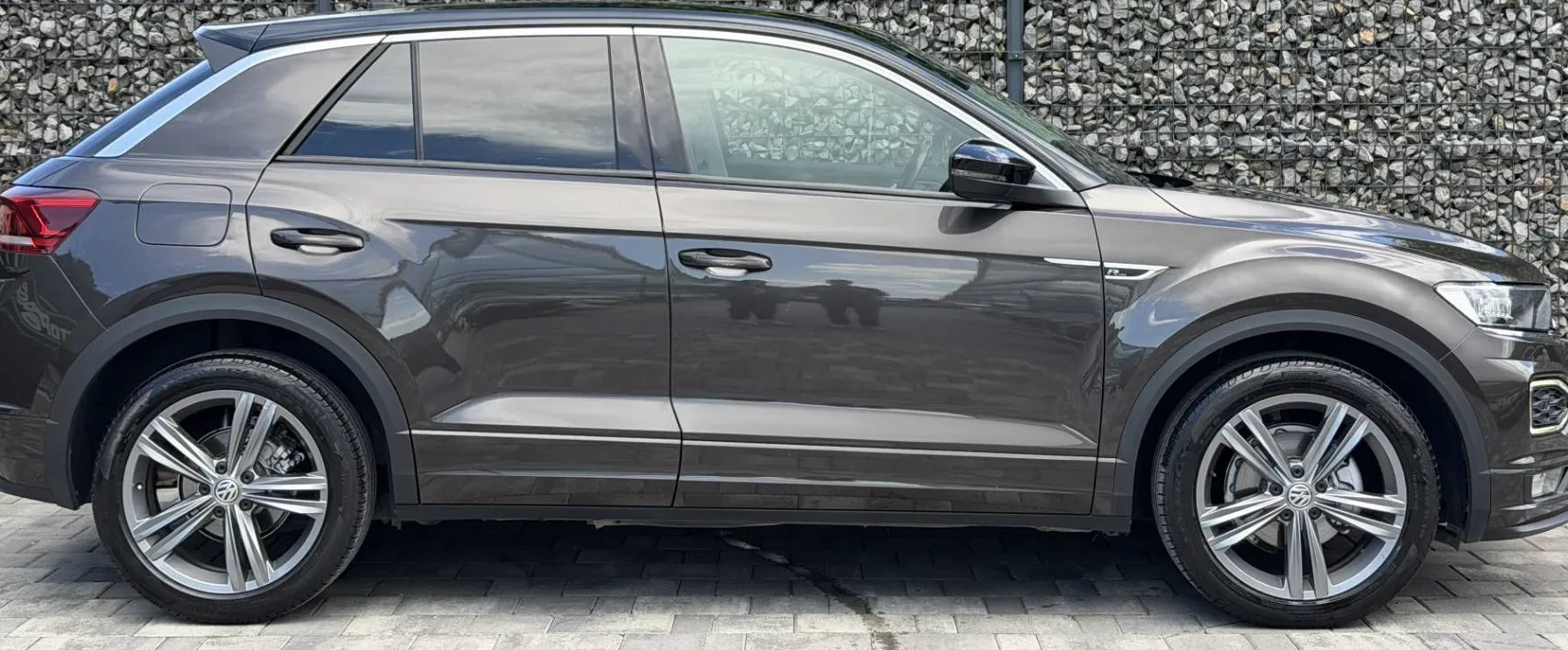 Zunanja slika - Volkswagen T-Roc - 1.5 TSI|R-Line|Virtual|ACC|PotrjenaServ.|... - 8