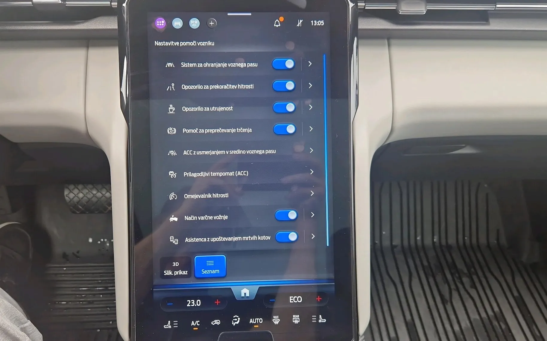 Zunanja slika - Ford Explorer - PREMIUM AWD 340KM PODALJŠAN DOSEG-SLO-PANORAM-360o - 24