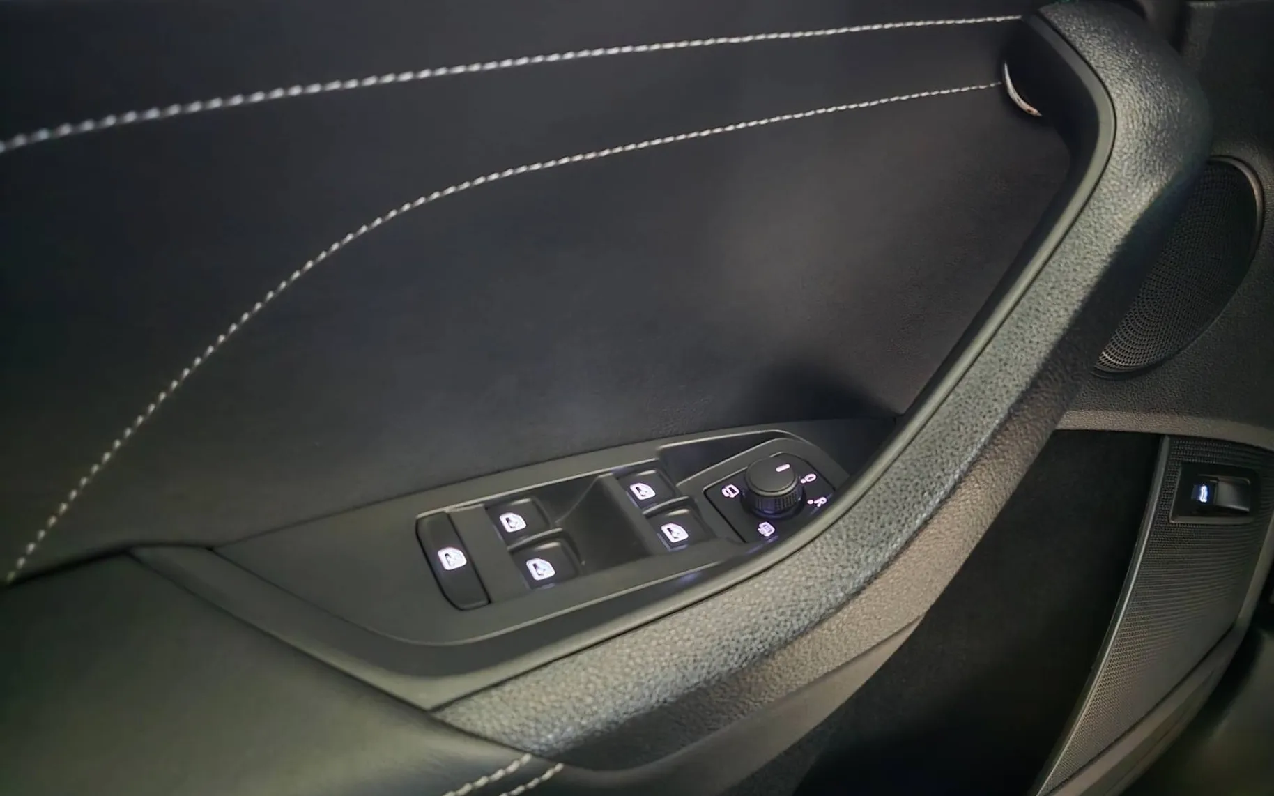 Notranja slika - Škoda Kodiaq - 2.0 TDI Style DSG- Matrix.virtual.kamera.asistence - 19
