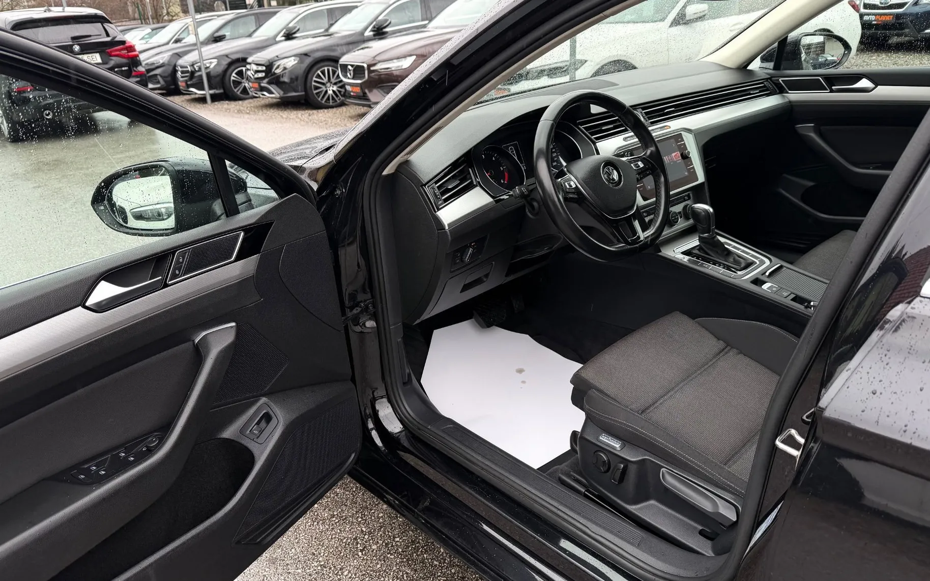 Zunanja slika - Volkswagen Passat - 1.6 TDI AUT. Comfortline ACC NAVI KAMERA ALU 16 - 14
