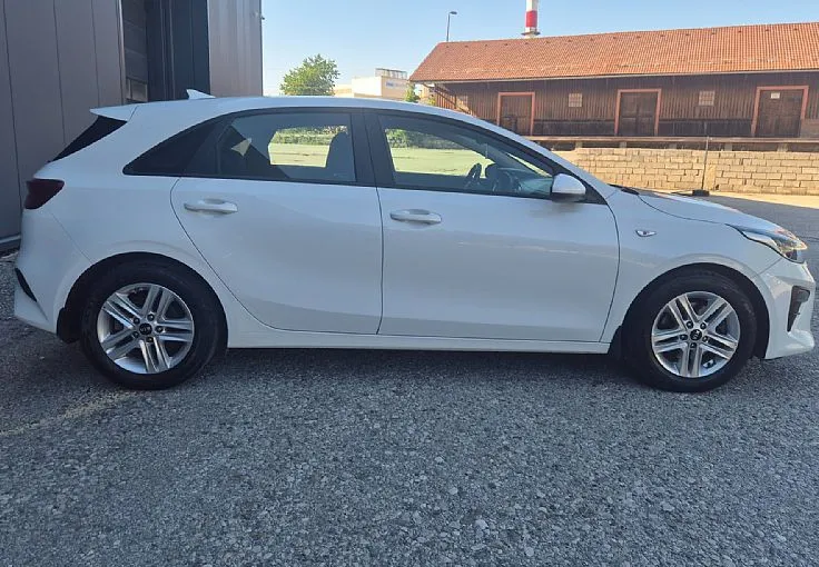 Zunanja slika - KIA Ceed - 1.Lastnik + SLO + BREZ POLOGA - 4
