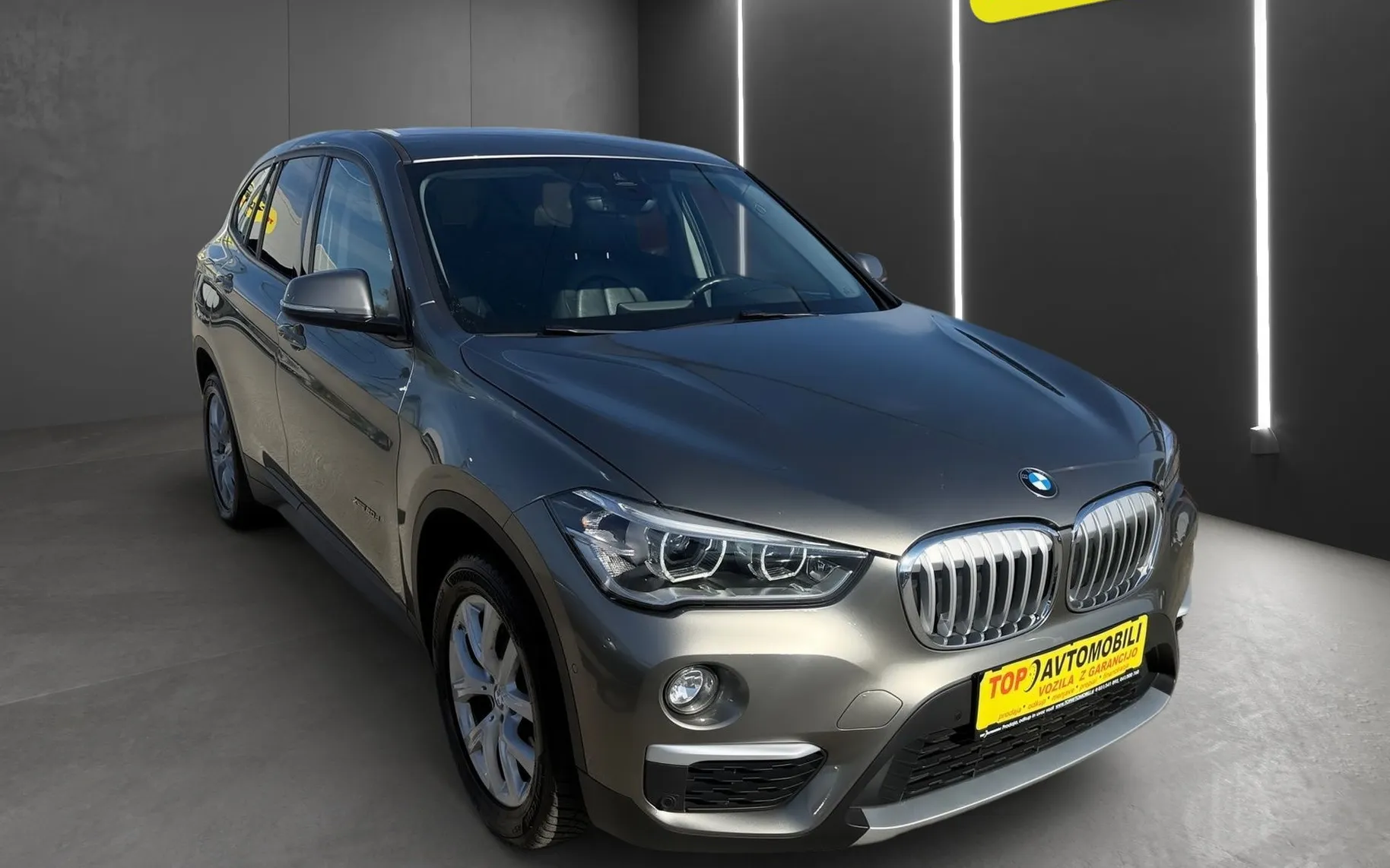 Zunanja slika - BMW X1 - serija :  xDrive20d HEAD-UP FULL LED NAVI PDC USNJE - 9