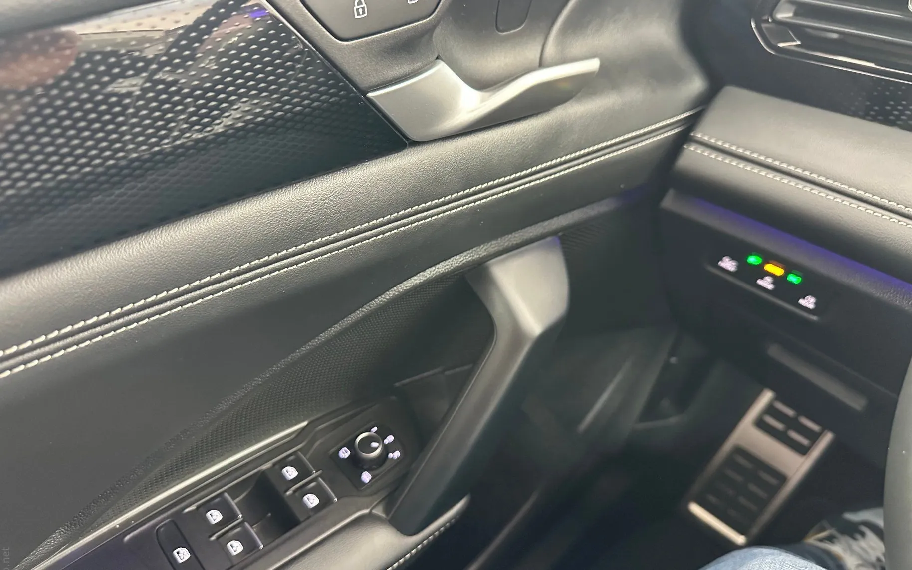 Zunanja slika - Volkswagen Tiguan - GOAL 1.5 eTSI 96kW DSG.NEMŠKI.KAMERA.LED.GRE.SEDEŽ - 9