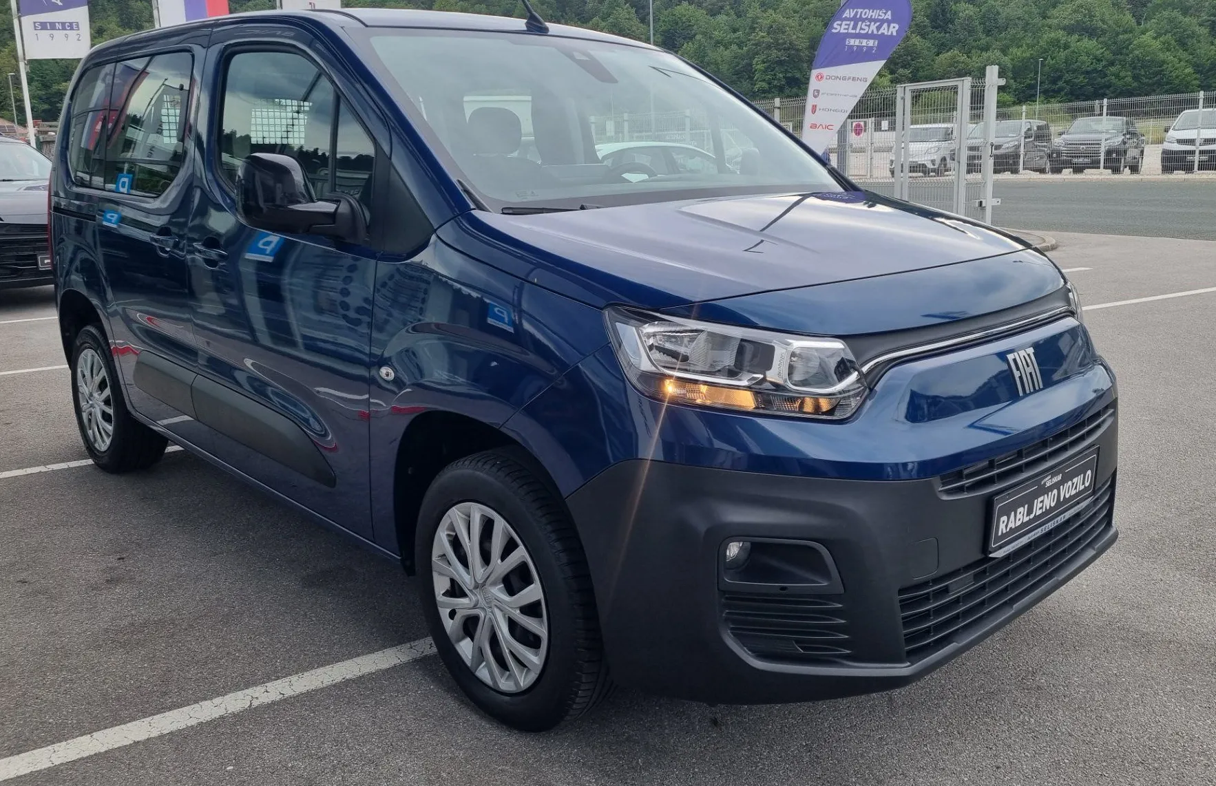 Zunanja slika - Fiat Doblo - 1.5 BlueHDi L1 - 4