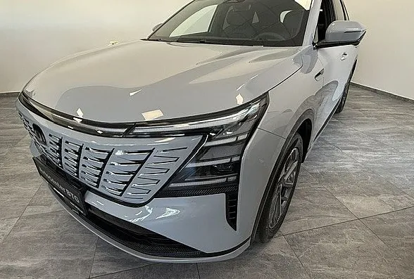 Zunanja slika - Changan CS75 Plus - 8AT + KOMPLET ZIMSKIH PNEVMATIK • NA ZALOGI - 1