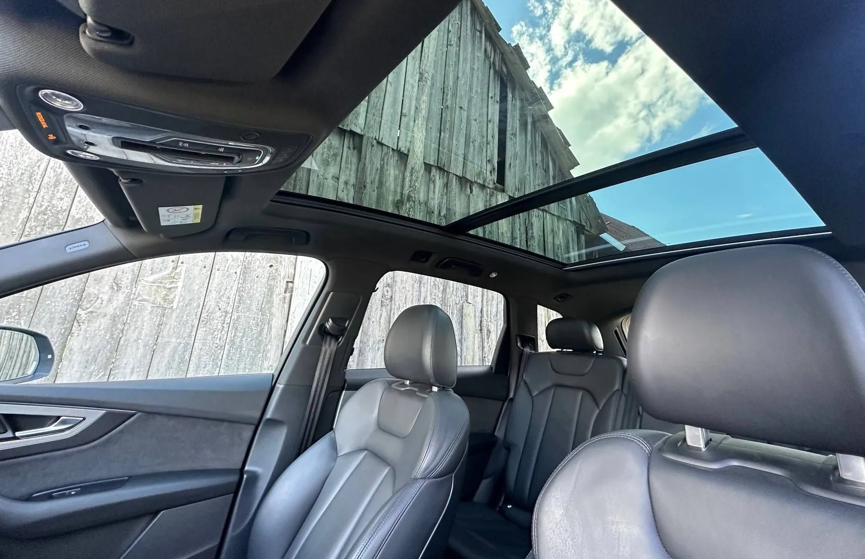 Zunanja slika - Audi Q7 - E-TRON 3.0TDI QUATTRO LED NAVI ACC HUD PANO 360K.. - 18
