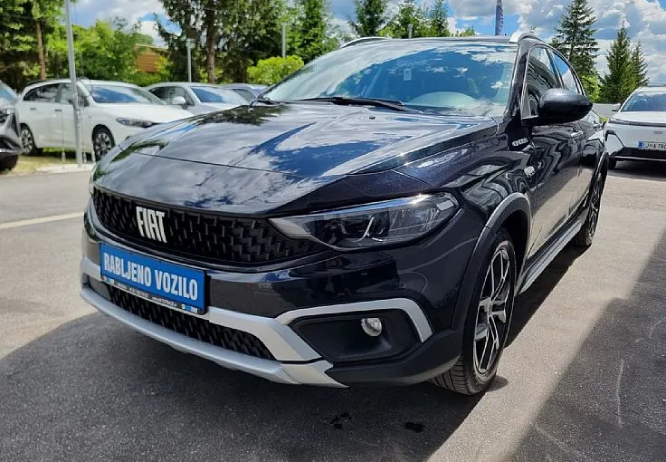 Zunanja slika - Fiat Tipo - 1.0 GSE T3 Cross - 1
