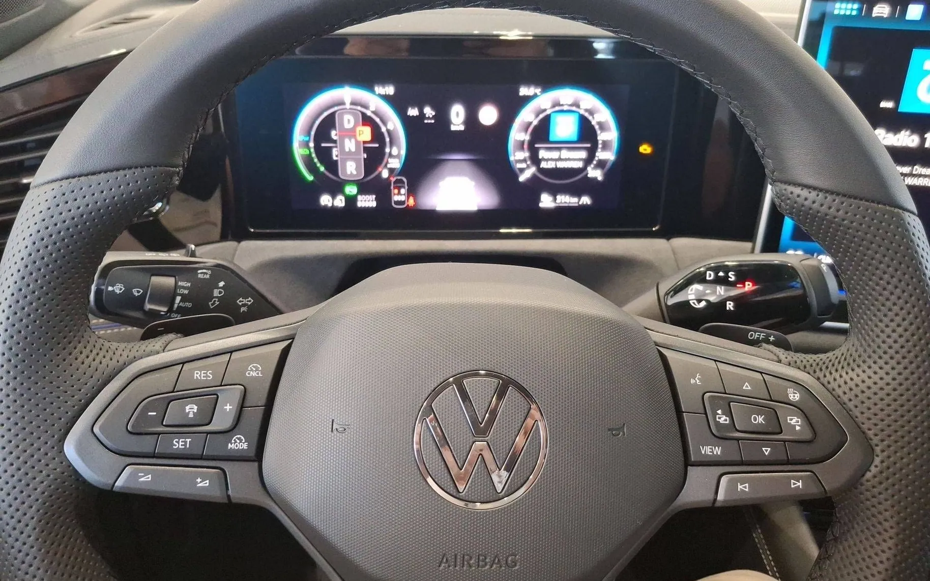 Notranja slika - Volkswagen Tiguan - 1.5 TSI eHybrid 4Joy DSG - 7
