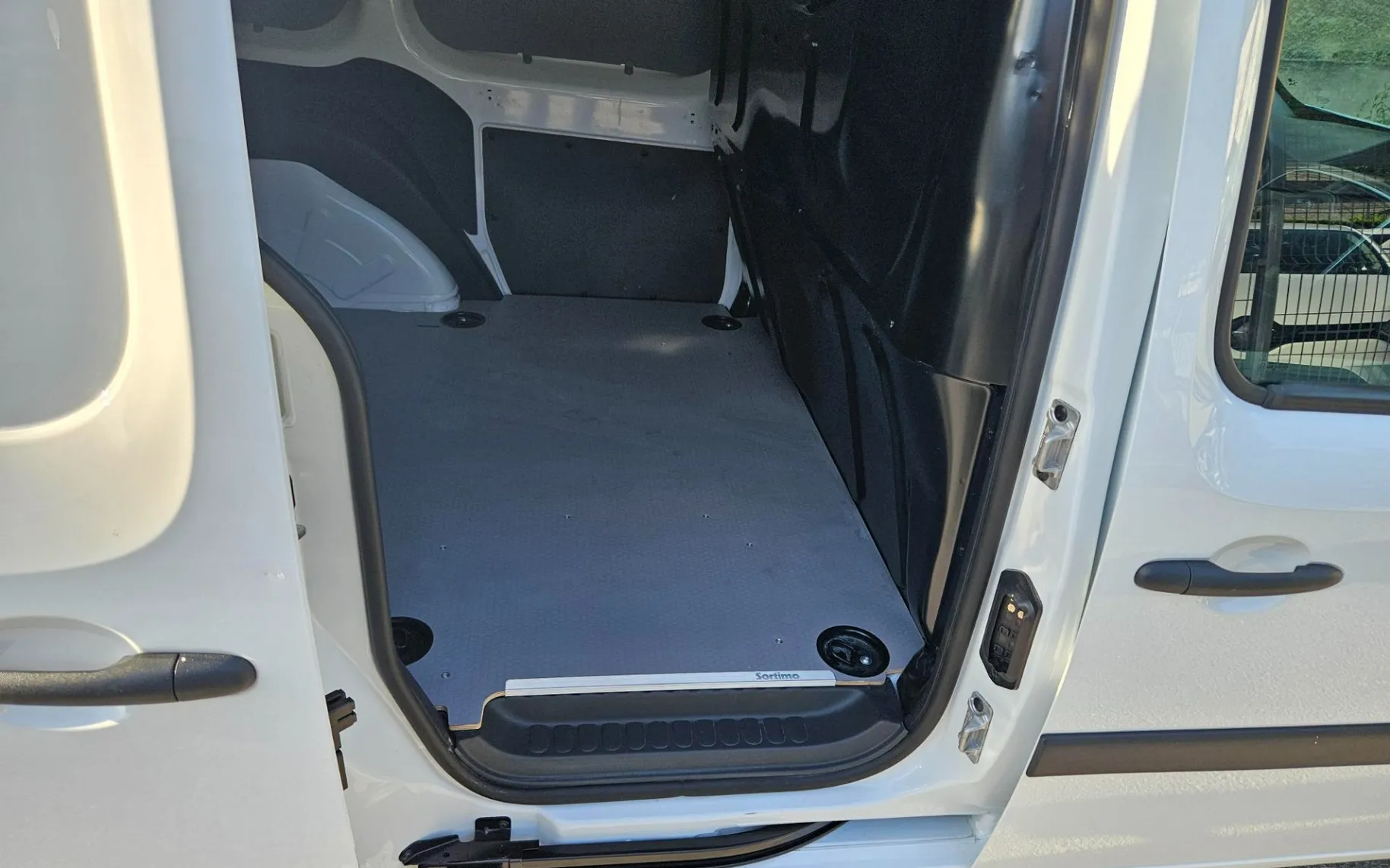 Zunanja slika - Renault Kangoo - 1.5 BLUEDCI FOURGON - 8