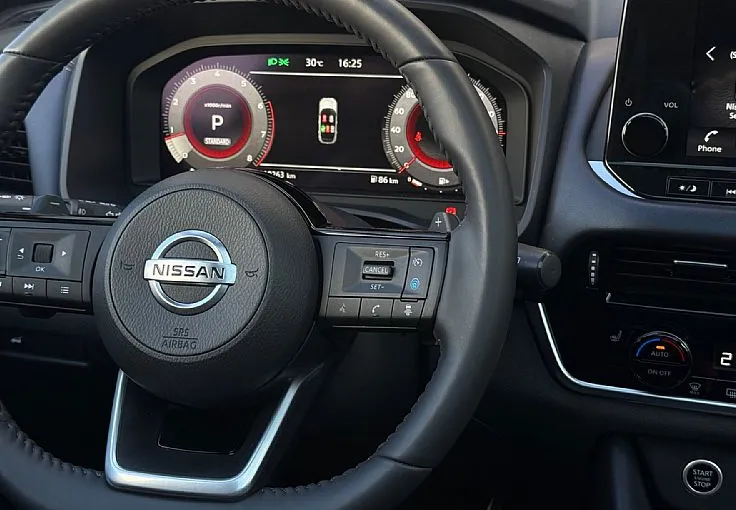 Zunanja slika - Nissan Qashqai - 1.3 DIG-T Tekna+ X-Tronic 1.LASTNIK-SLO - 11