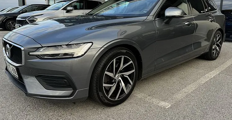 Zunanja slika - Volvo V60 - T5 2.0 Momentum FWD - ZELO DOBRO OHRANJEN - 3
