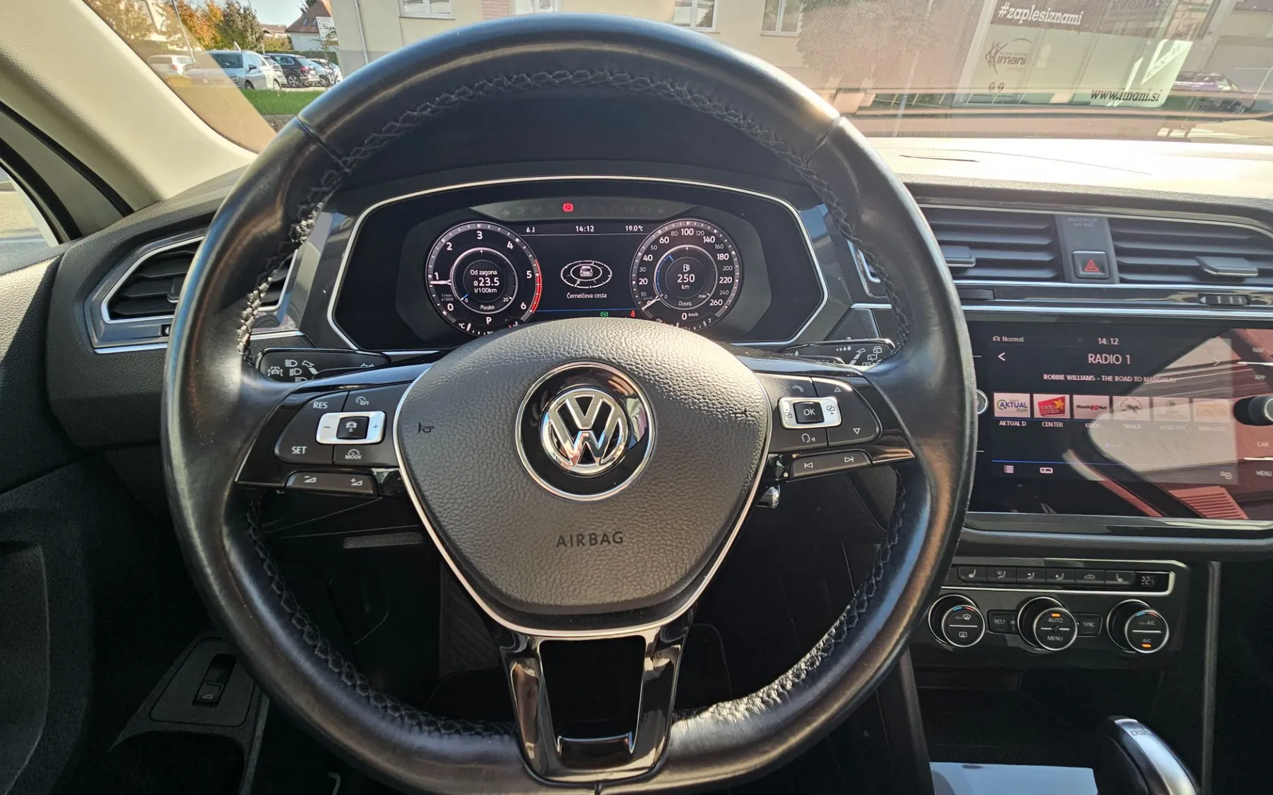 Zunanja slika - Volkswagen Tiguan - 4motion 2.0 TDI Highline DSG - 9