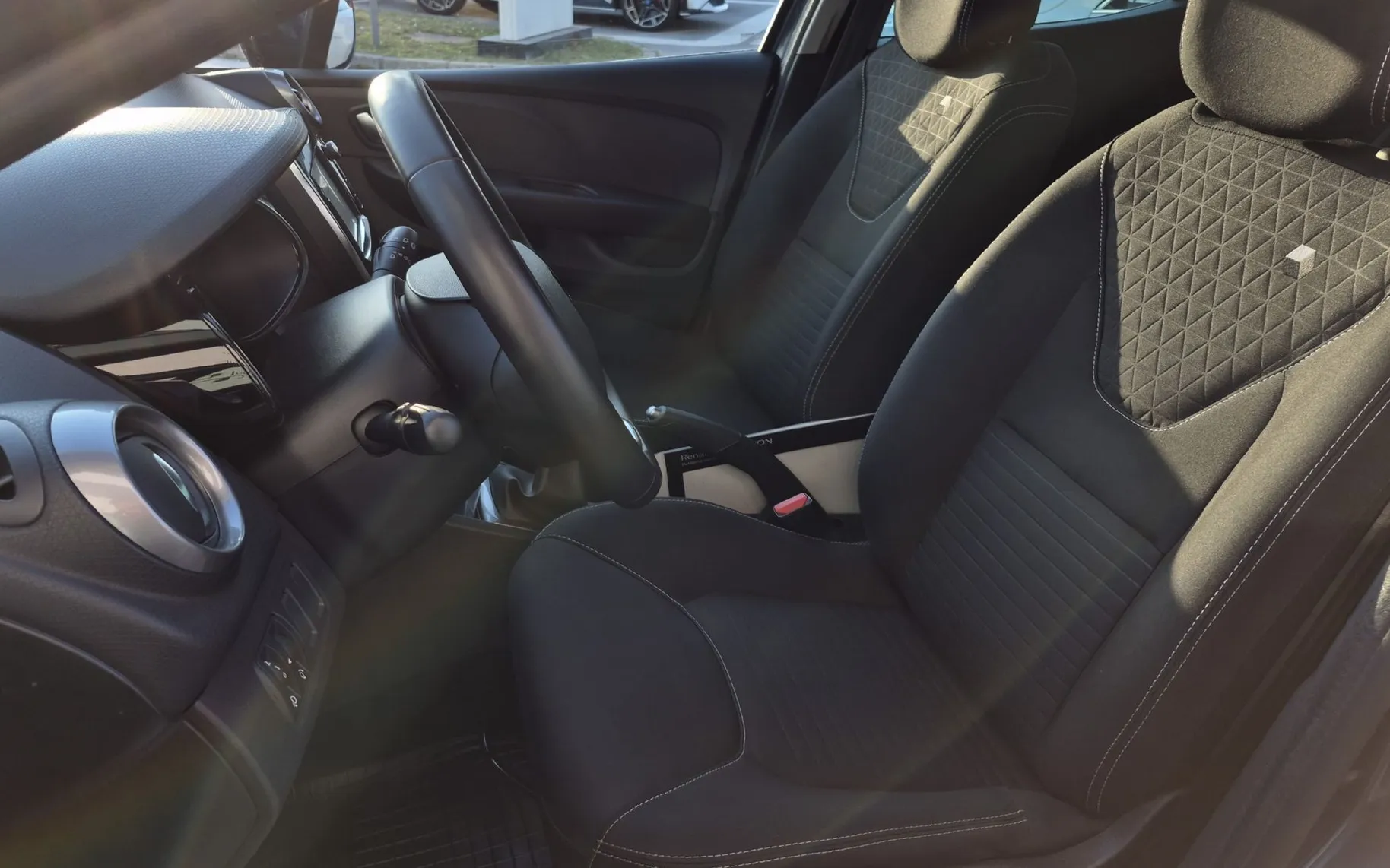 Zunanja slika - Renault Clio - Limited 1.2 16v - 9