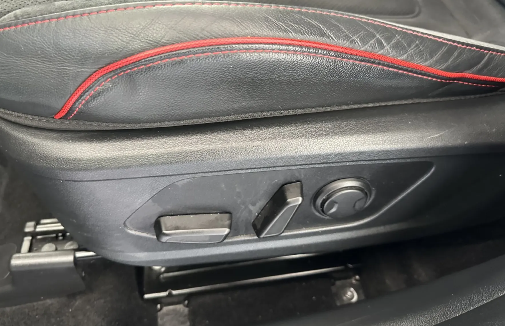 Zunanja slika - Hyundai Tucson - 4WD 1.6 T-GDI  Premium Avt.NEMŠKI+4ALU.KAMERA - 9