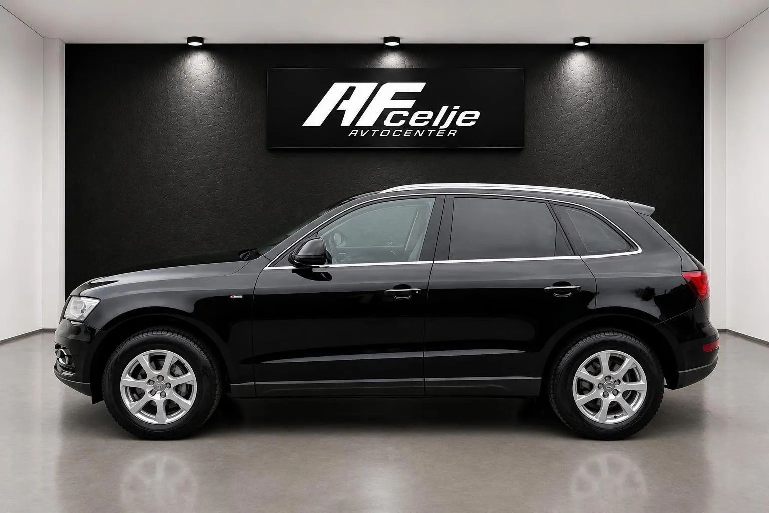 Zunanja slika - Audi Q5 - 2.0 TDI-Q-4X4-AUT-XENON-LED LIZING ZA TUJCE - 5