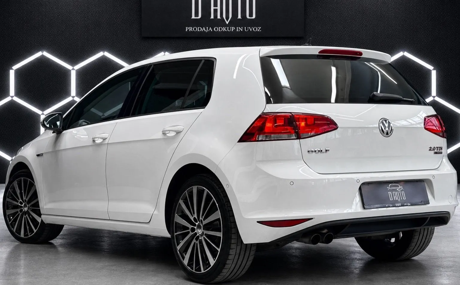 Zunanja slika - VW Golf - 4MOTION 2.0 TDI CUP+ LED+NAVI+KLJUKA+PDC - 6