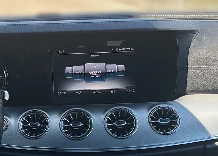 Zunanja slika - Mercedes-Benz E-Razred - 220d AMG LED PDC KAM TEMP NAVI - 14