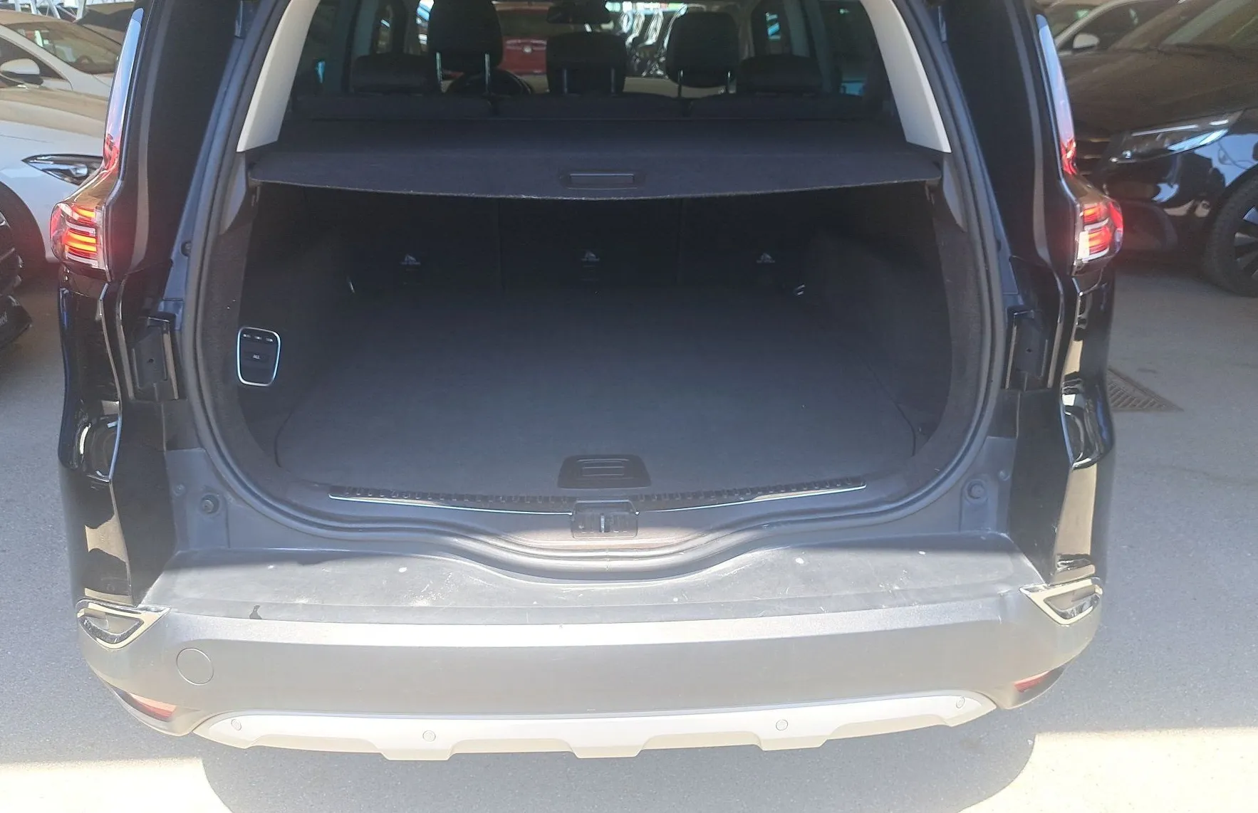 Zunanja slika - Renault Espace - 1.6 DCI AUT. - 12