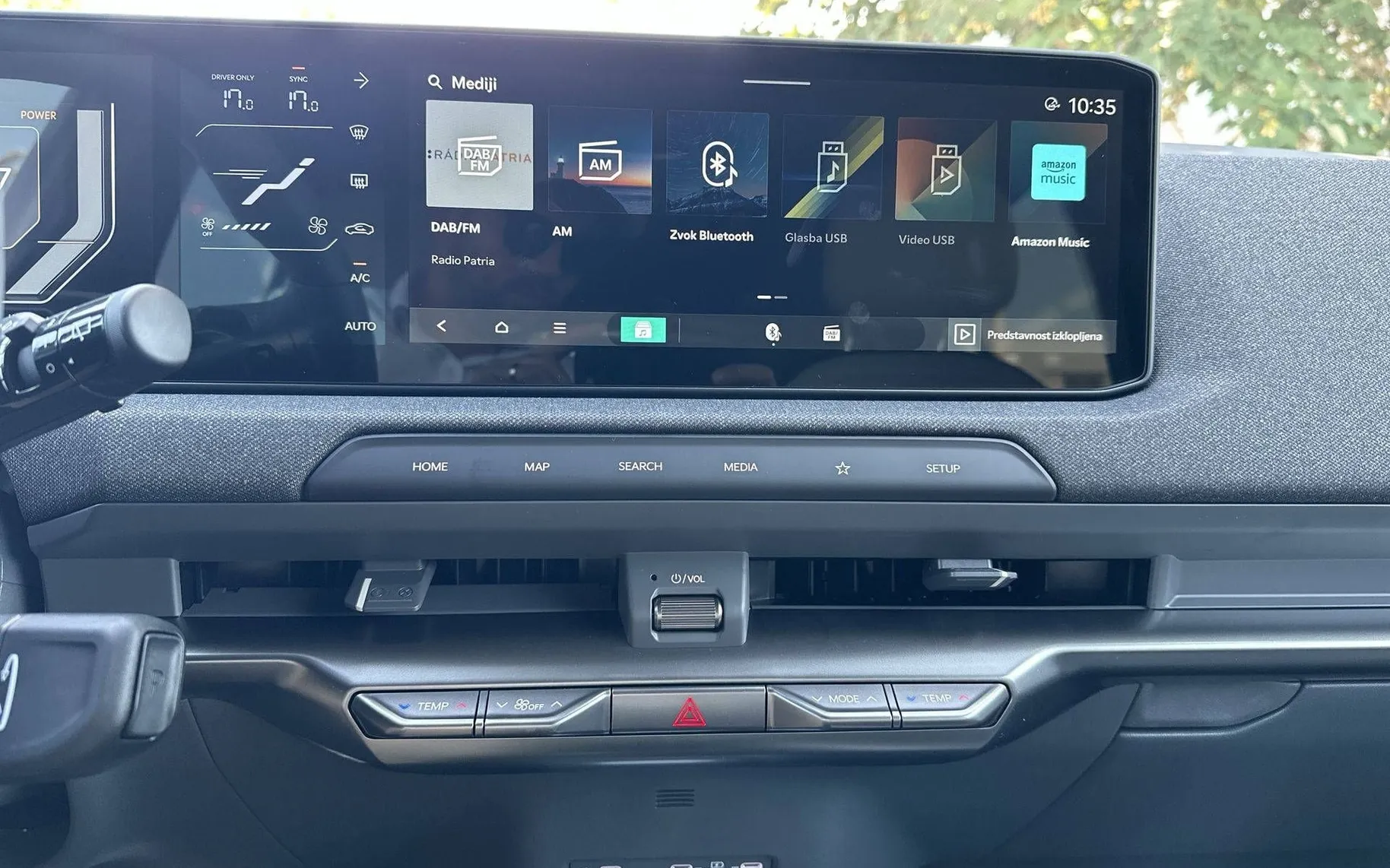 Notranja slika - KIA EV2 - GT-Line 61 kWh 22KW AC+ PREMIČNA ZADNJA KLOP - 16