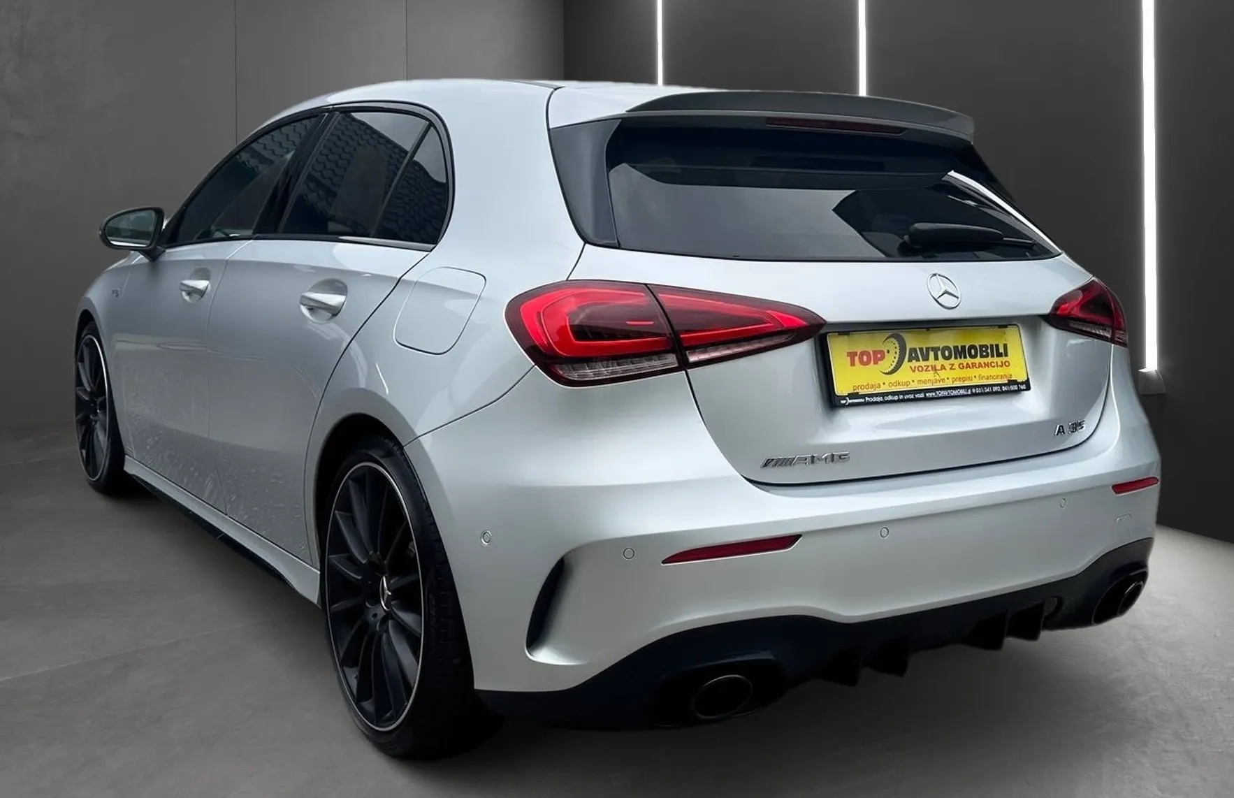 Zunanja slika - Mercedes-Benz A-Razred - 35 AMG 4MATIC + DTC LED KAM NAVI PDC TEMP GR.SEDEŽ - 6